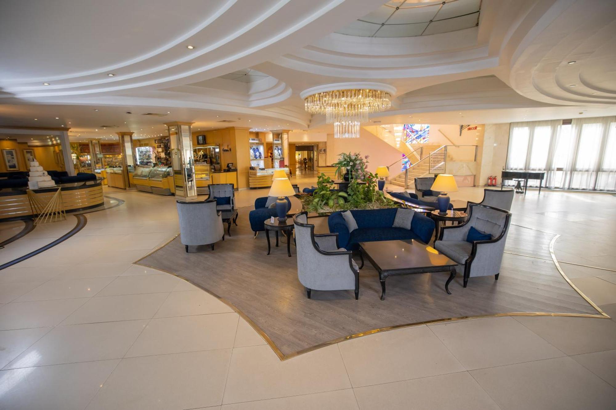 Le Passage Cairo Hotel & Casino Exterior foto Lobby