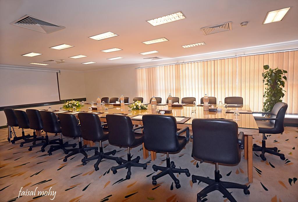 Le Passage Cairo Hotel & Casino Exterior foto The boardroom of the European Anti-fraud Office
